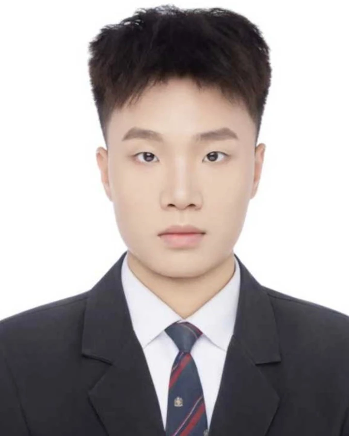 Formal portrait of Xiaofan Lu